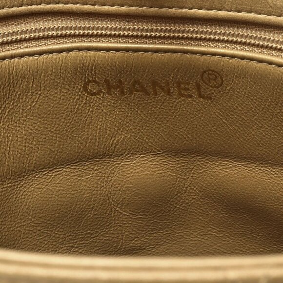 Authentic CHANEL CC Vintage Matelasse Turnlock Shoulder Bag Leather Beige Chain - Picture 6 of 12